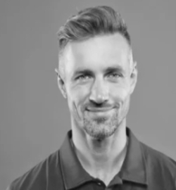 Honolulu Rehab Clinical Director Marcus Reid’s Portrait