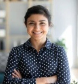 Honolulu Rehab Senior Counselor Gwen Ellis’s Portrait