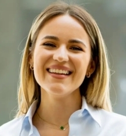 Nashville Rehab Senior Counselor Gwen Ellis’s Portrait